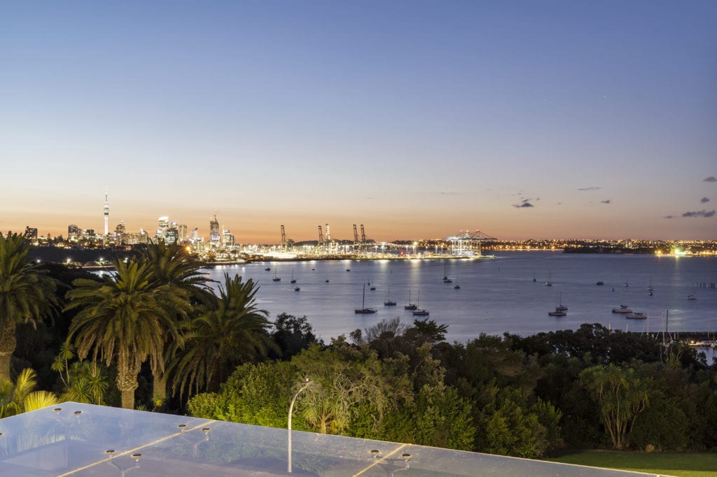 DSC00617 WALL REAL ESTATE