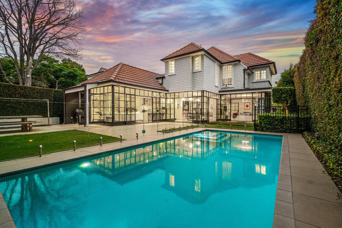 Map WALL REAL ESTATE