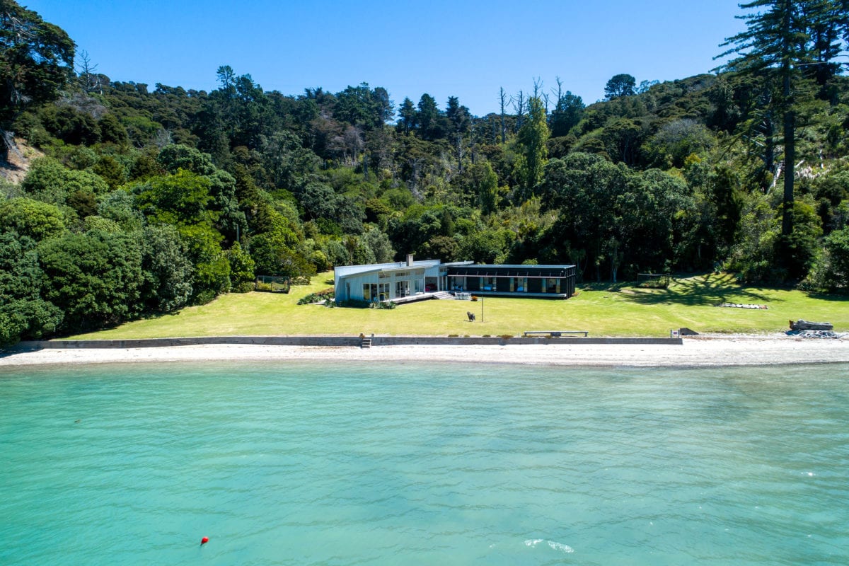 677 Orapiu Road, Waiheke Island WALL REAL ESTATE