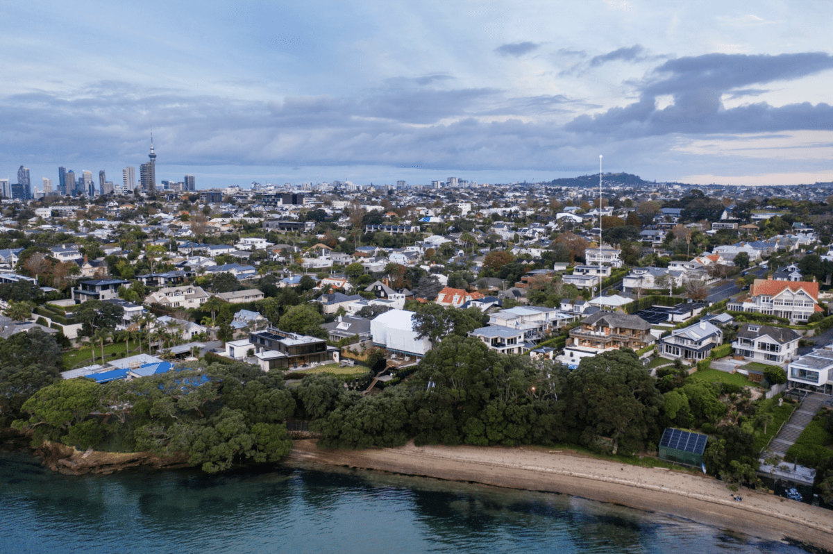 Herne Bay Waterfront WALL REAL ESTATE
