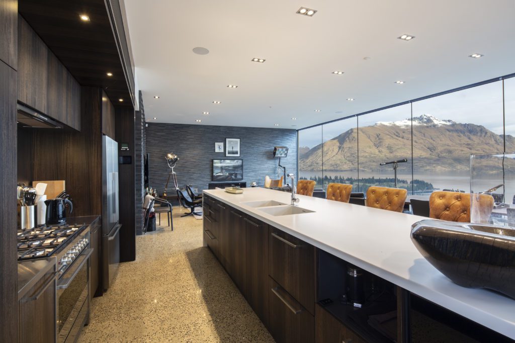 24_Edinburgh_Drive_Queenstown_053 WALL REAL ESTATE