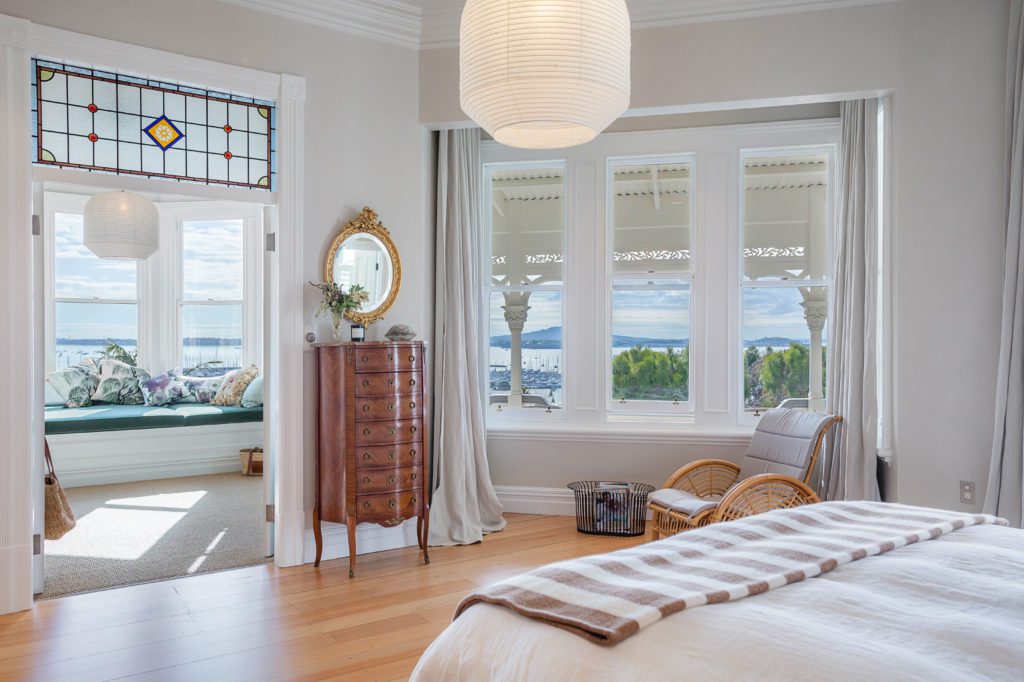 2G1C6483 WALL REAL ESTATE