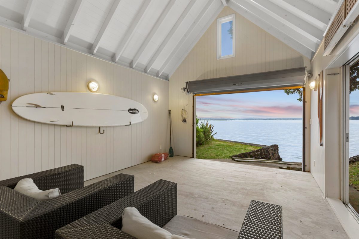 8 Rawene Avenue WALL REAL ESTATE